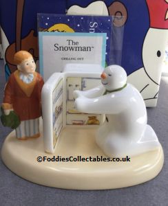 Coalport Snowman Chilling Out quality figurine